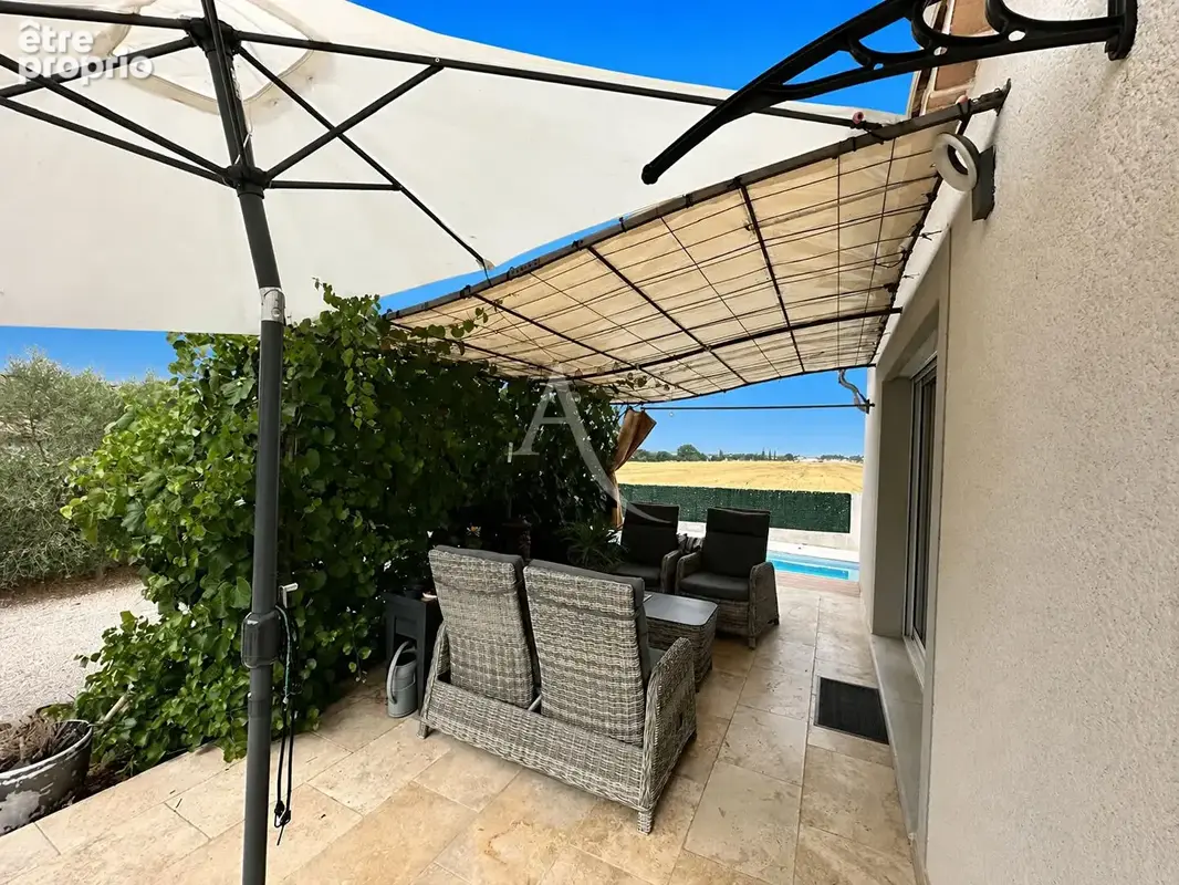 Villa de 87m2 avec terrasse piscine parking et abri jardin - photo 5