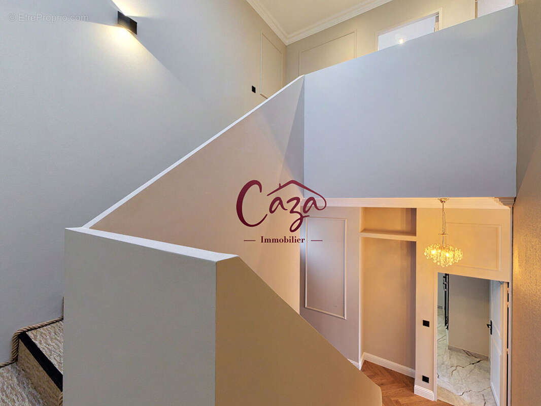 Maison à SAINT-SULPICE-ET-CAMEYRAC