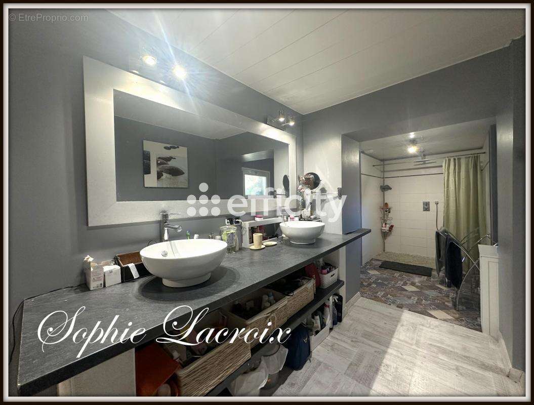 Maison à LENS-LESTANG