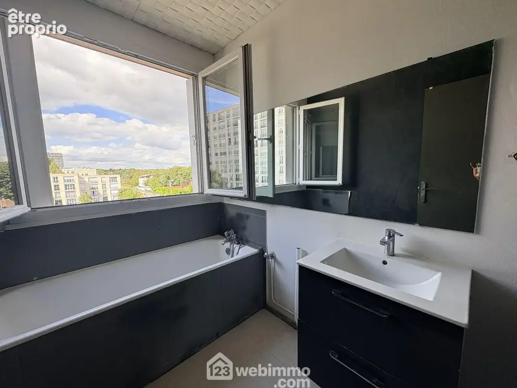 Appartement 3 pièces 72 m² à vendre à Maromme (76150) - photo 6