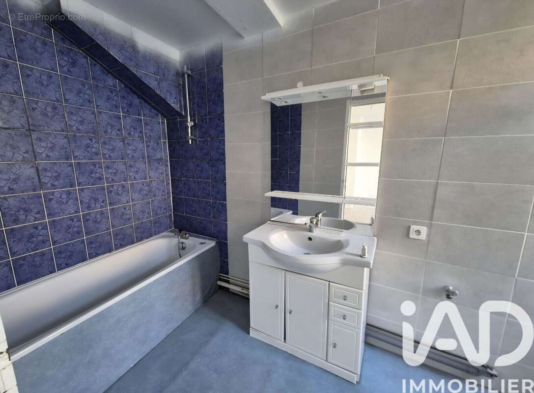 Photo 3 - Appartement à AVESNES-SUR-HELPE