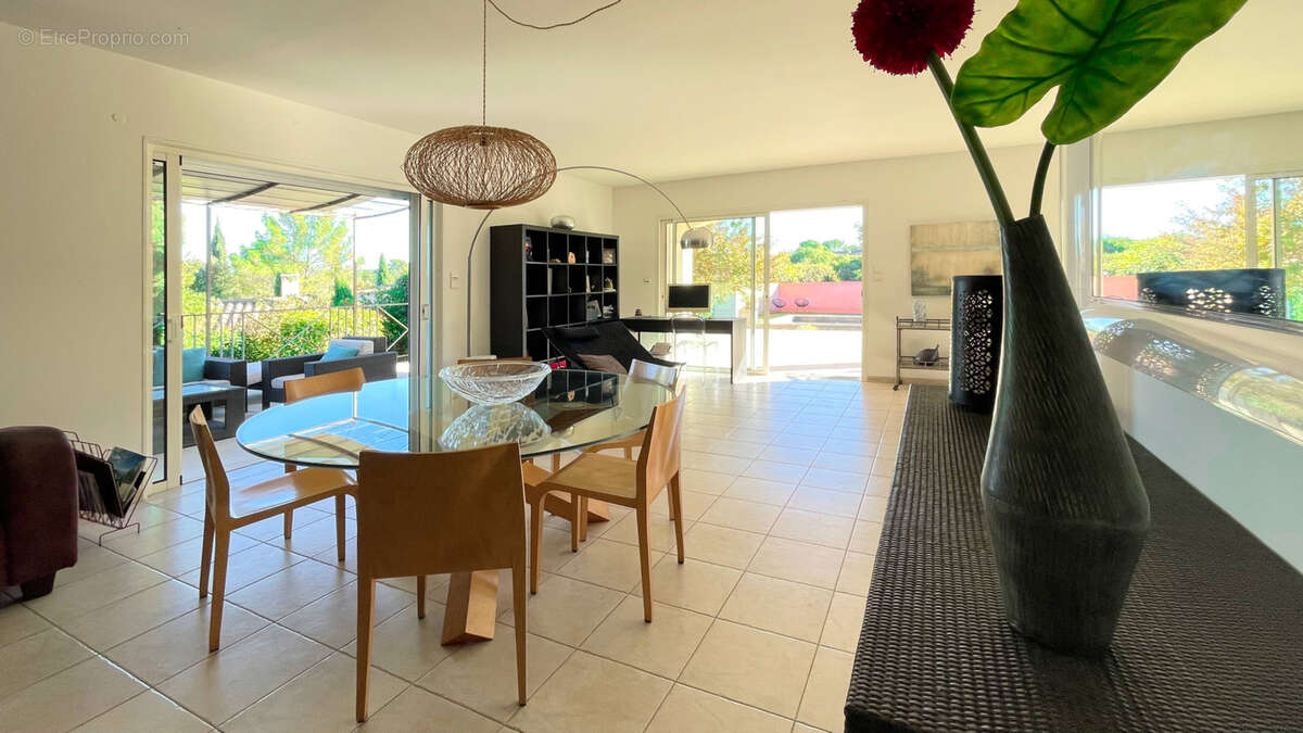 Maison à UZES