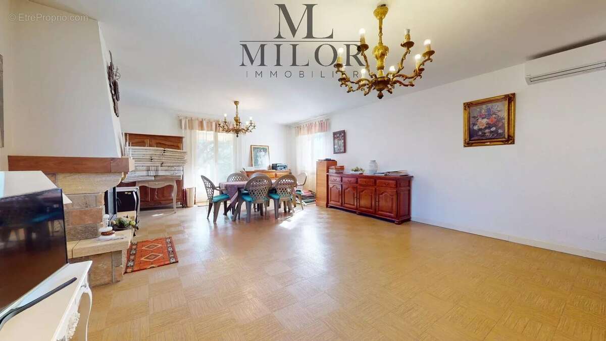 Villa - piscine - jardin 2000m2 - photo 18