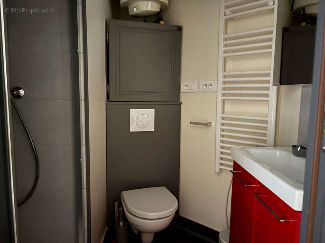 Studio de 15 m² en étage élevé avec ascenseur - photo 7