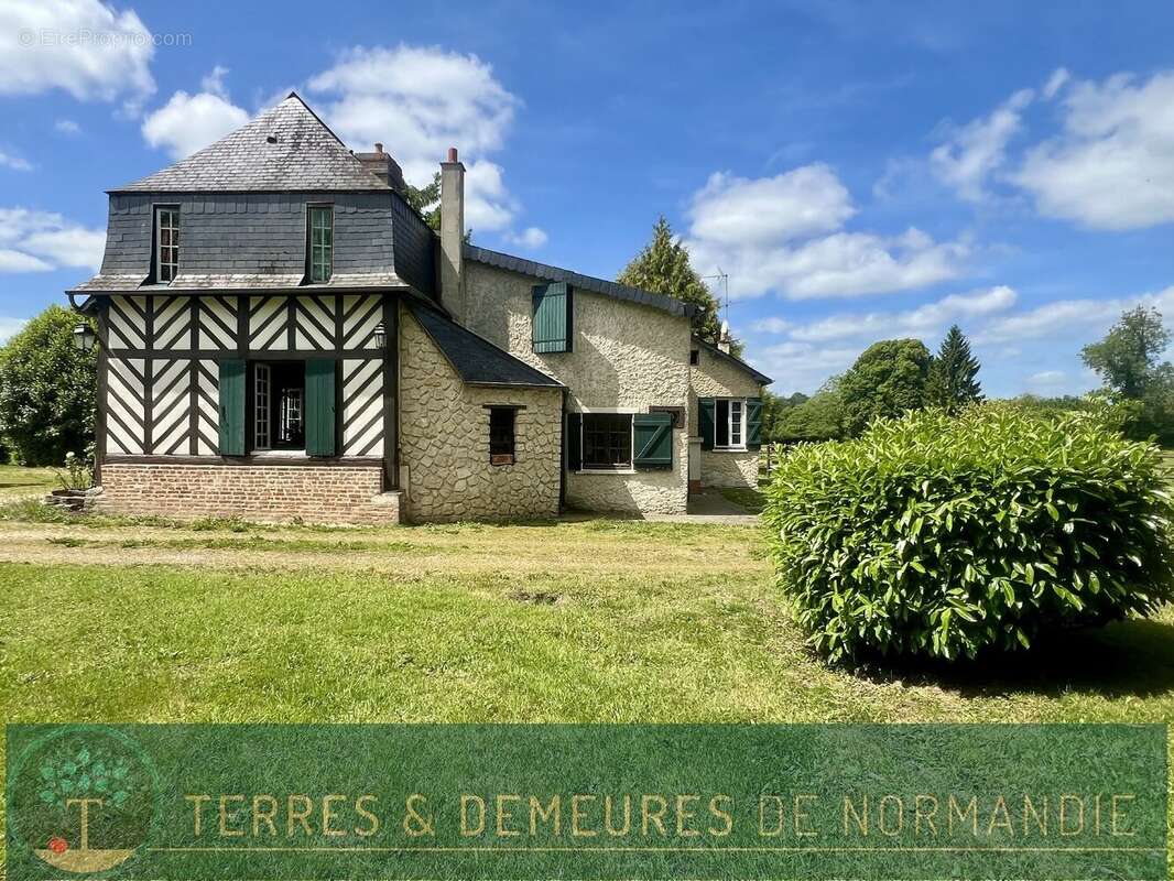 Maison à OUILLY-DU-HOULEY