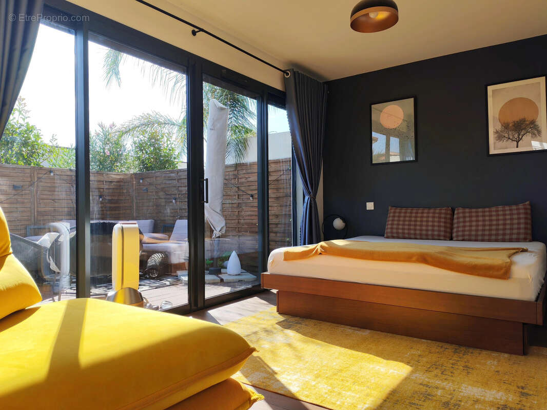 Maison à VILLENEUVE-DE-LA-RAHO