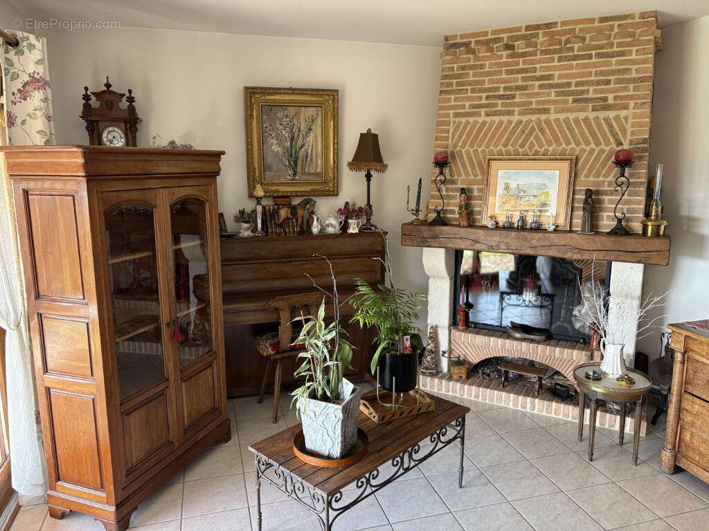 Maison à JUILLAC