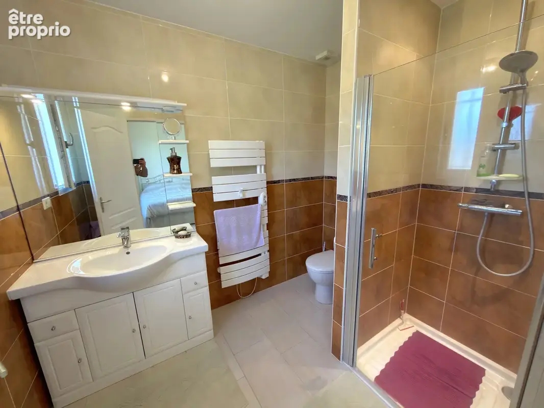 Villa moderne de plain-pied avec 3,3 ha de terrain - photo 7