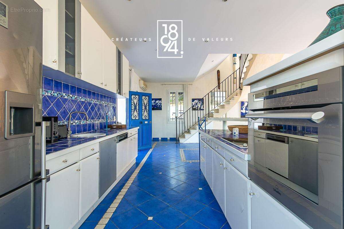 Maison à CARRY-LE-ROUET