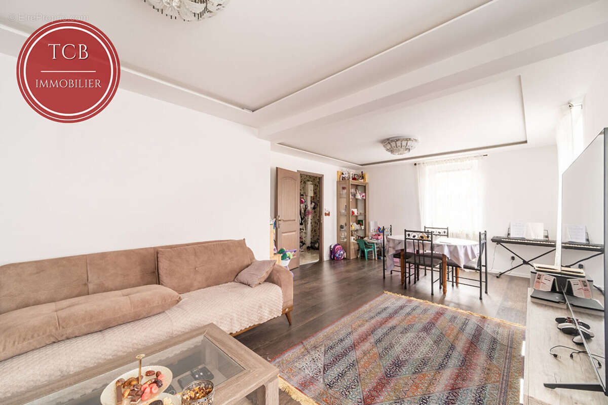 Maison Seppois-le-Bas 5 pièce(s) 136 m2 - photo 4