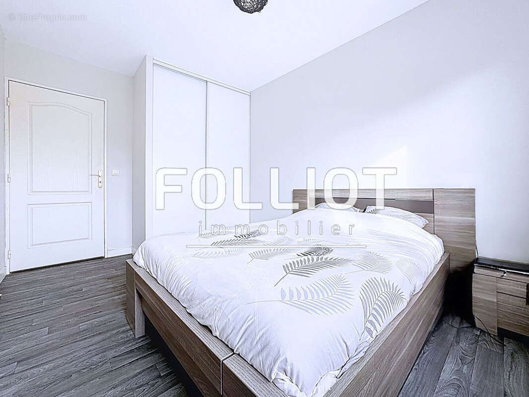 Appartement à MATHIEU