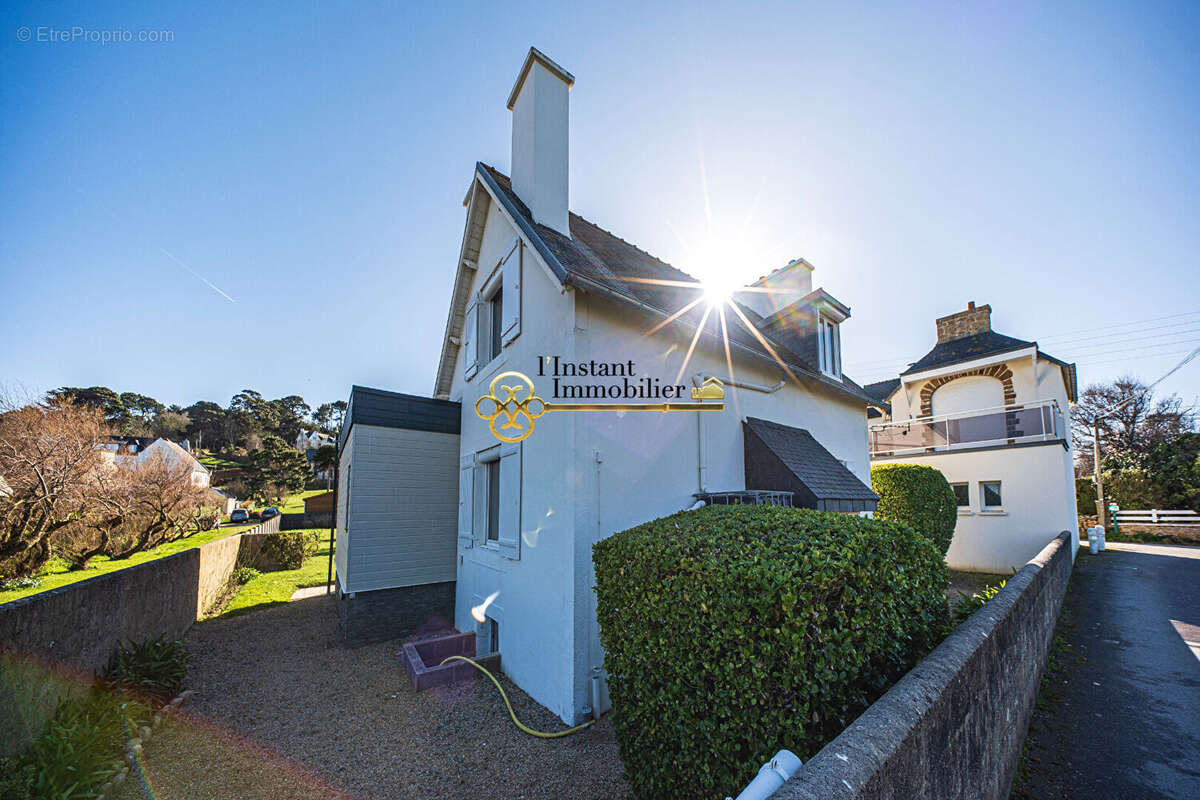 Maison à PLOUGASNOU