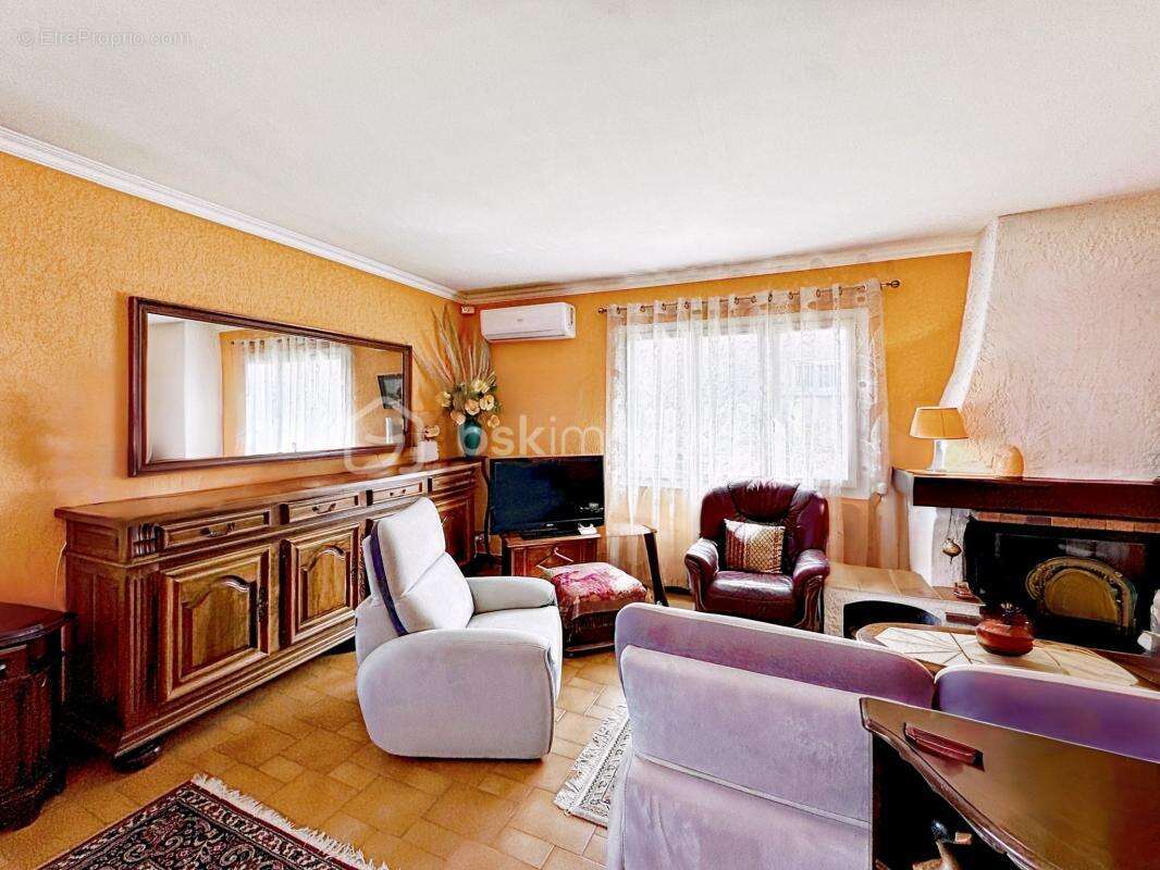 Maison à SIX-FOURS-LES-PLAGES