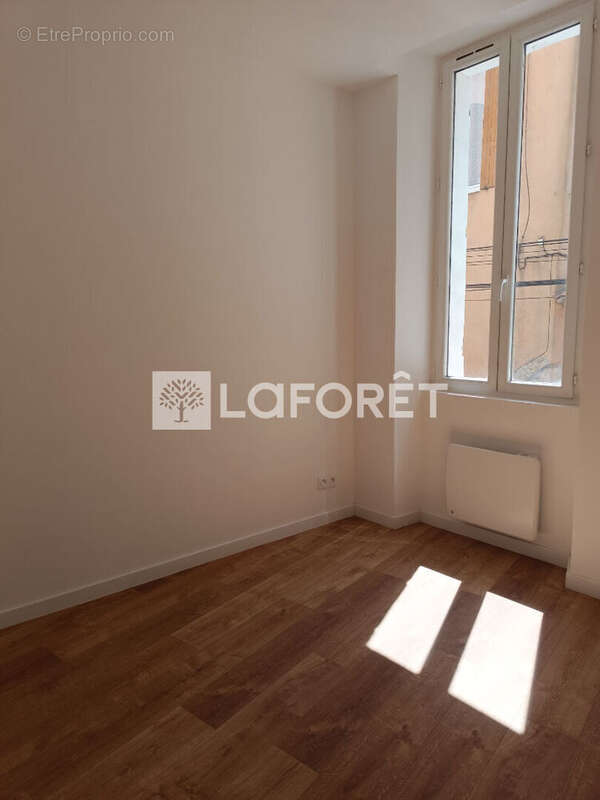 Appartement à CUERS
