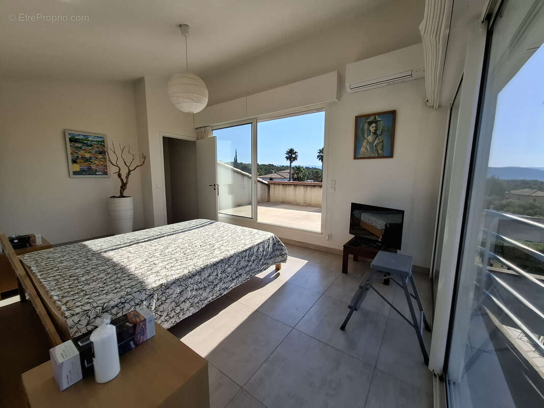 Maison à LA CADIERE-D'AZUR