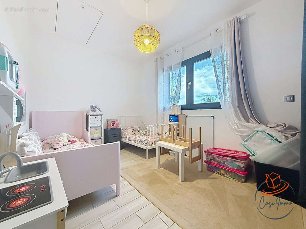 Maison à BELLEGARDE-SUR-VALSERINE