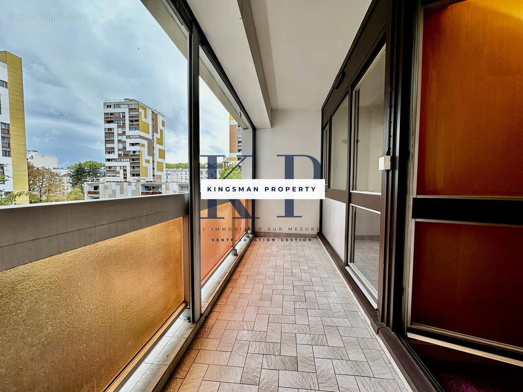 Appartement à PARIS-20E