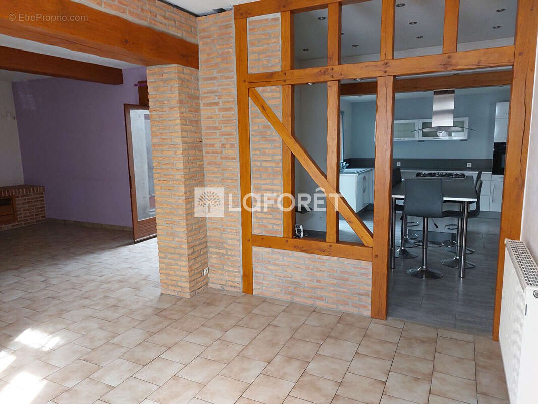 Maison à AUXI-LE-CHATEAU