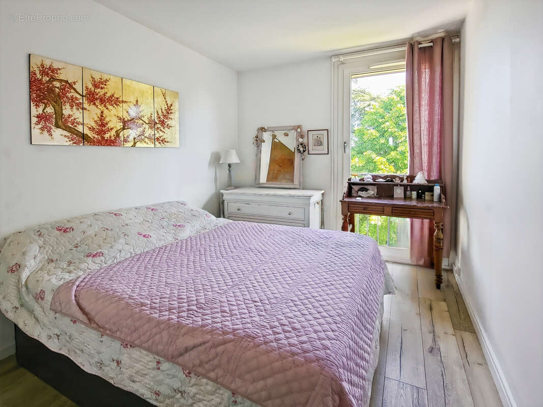 Appartement à CHILLY-MAZARIN