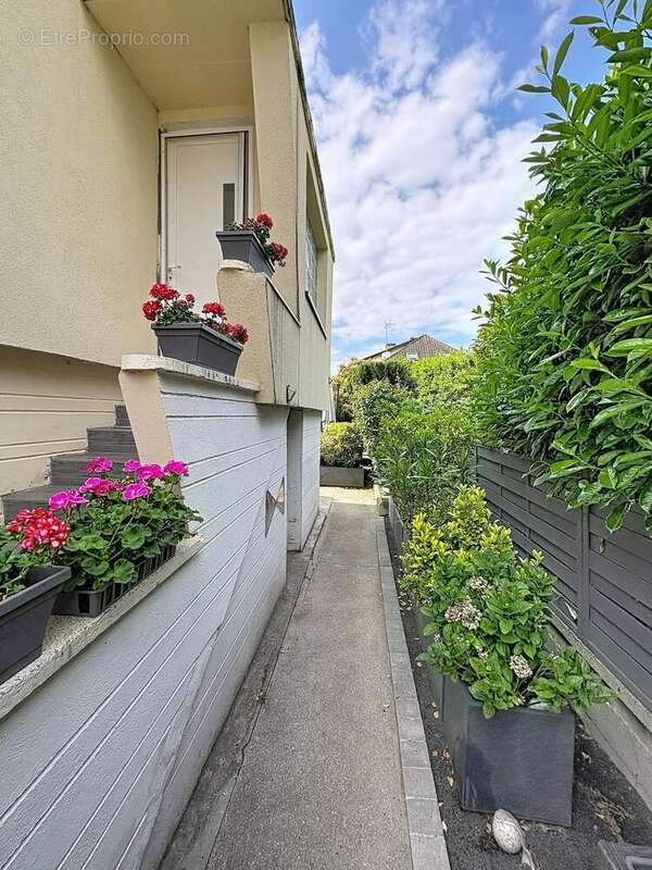 Photo 3 - Maison à VIARMES
