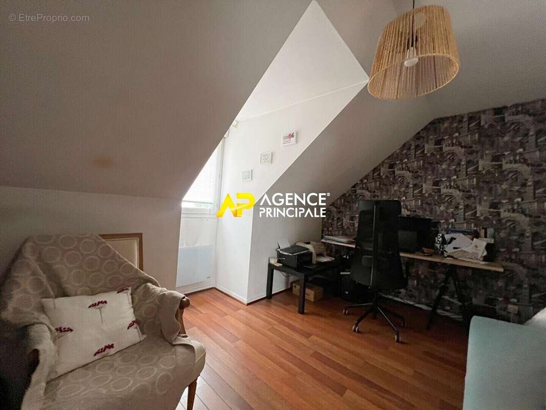 Maison Argenteuil - Coteaux 6 pièces de 110m² de 4 chambres - photo 16