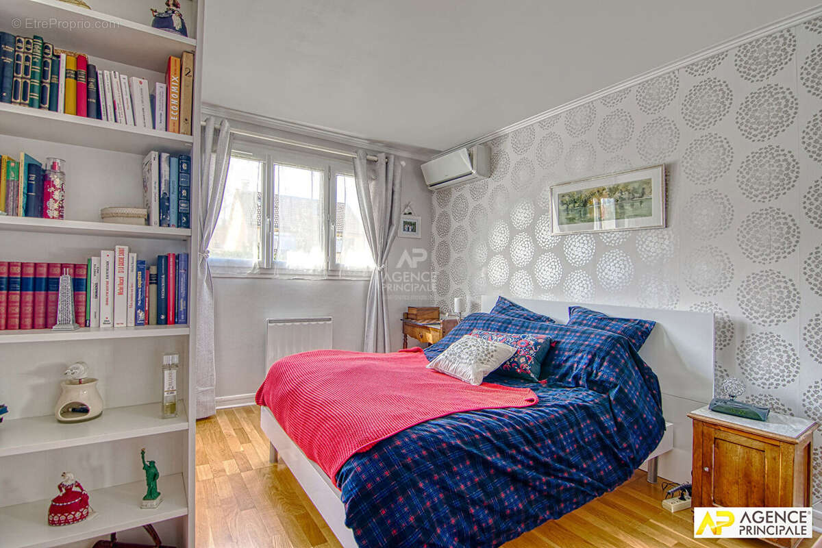 Maison à SAINT-GERMAIN-EN-LAYE