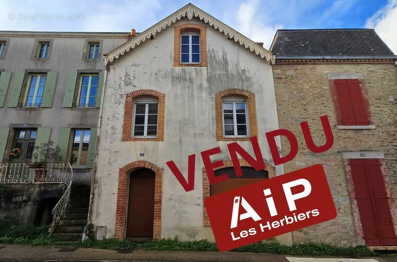 Maison à MOUCHAMPS