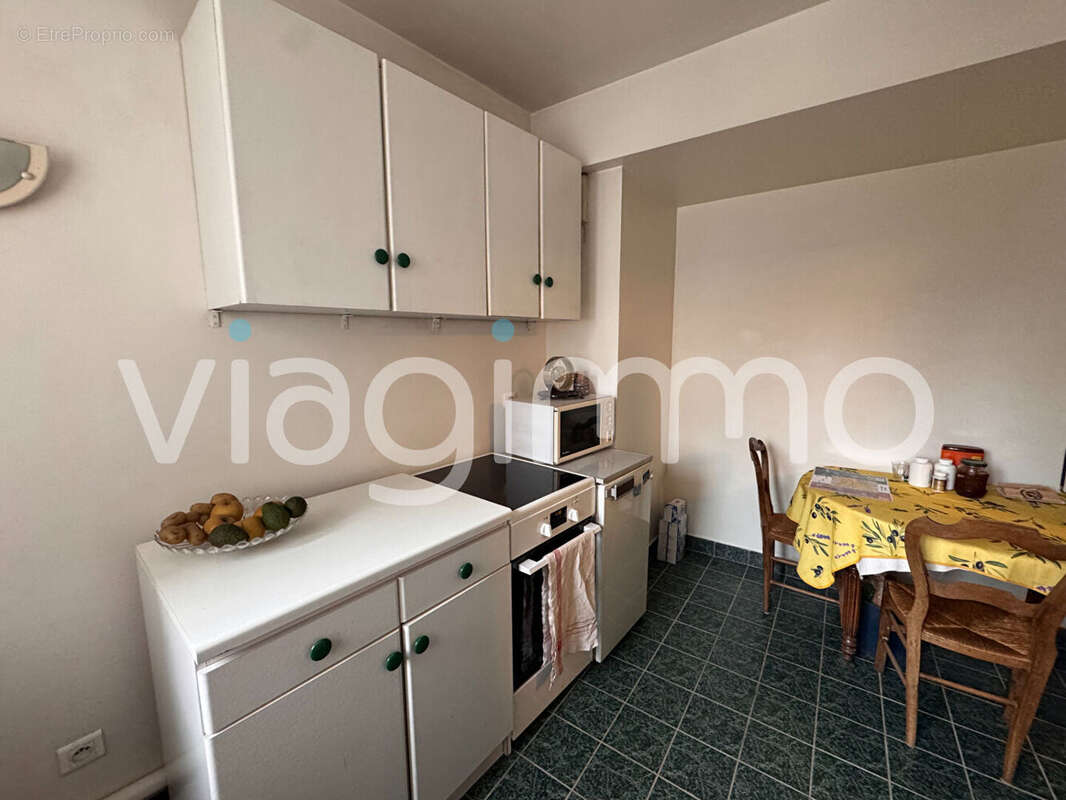Appartement à PARIS-12E