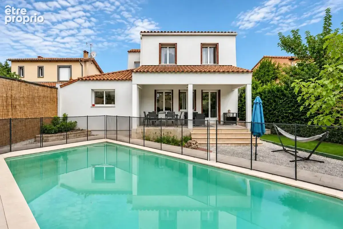 Maison de 9 pièces de 155 m² à Castelnau-le-Lez - photo 4