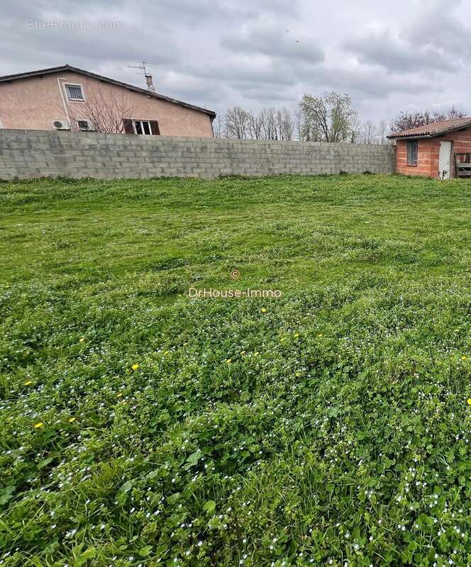 Terrain à PORTET-SUR-GARONNE