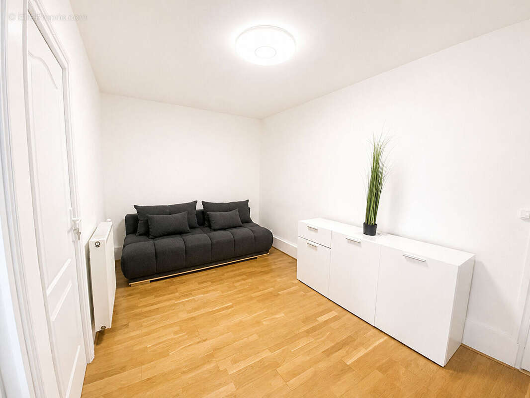 Appartement 44 m² - Rue du Faubourg du Temple, Paris 11 - photo 9