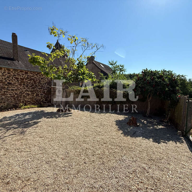 Charmante maison en pierre avec cour à Moitron-sur-Sarthe réf: F15496 - photo 13