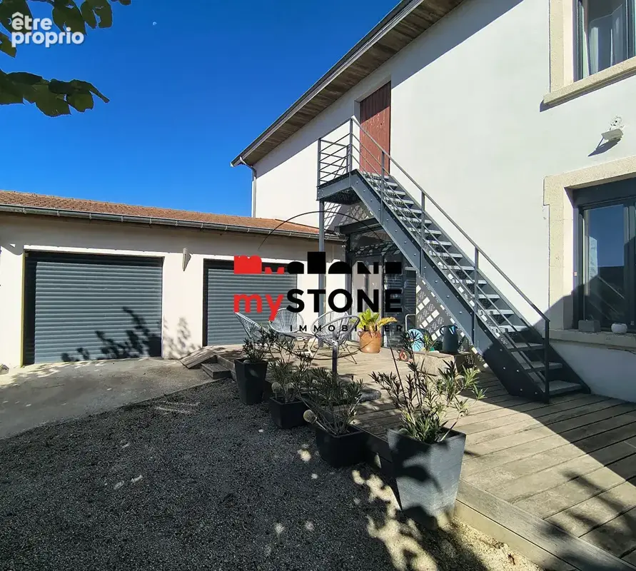 SAVIGNEUX - maison 135 m²  avec Veranda- 4 chambres- sur 1000 m² de terrain - photo 17