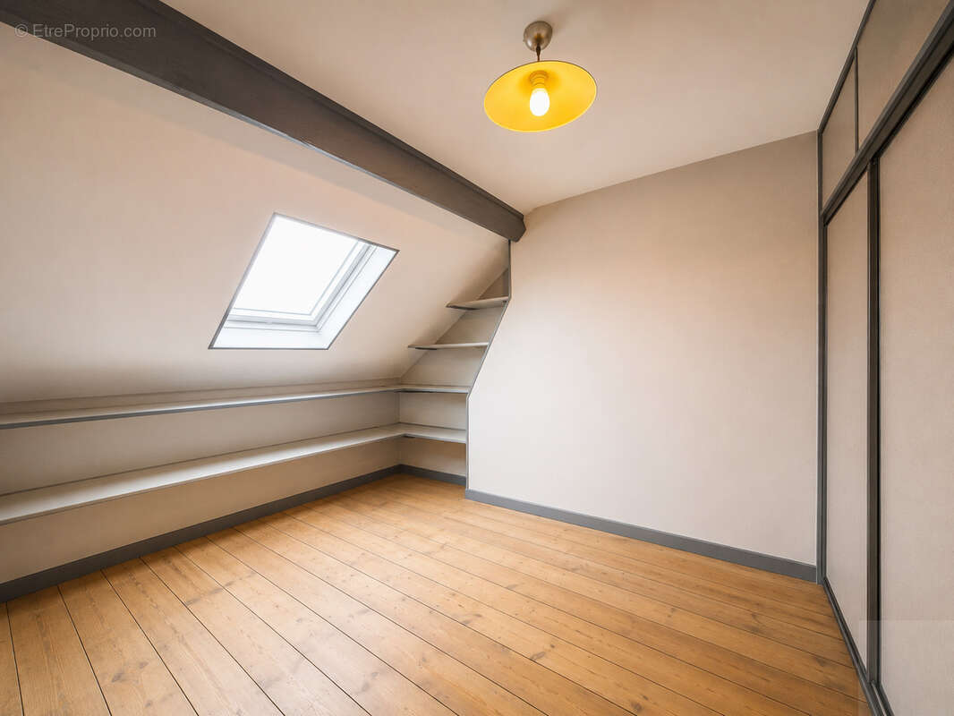 Amiens - quartier saint acheul - 4 chambres - cour - cave - photo 8