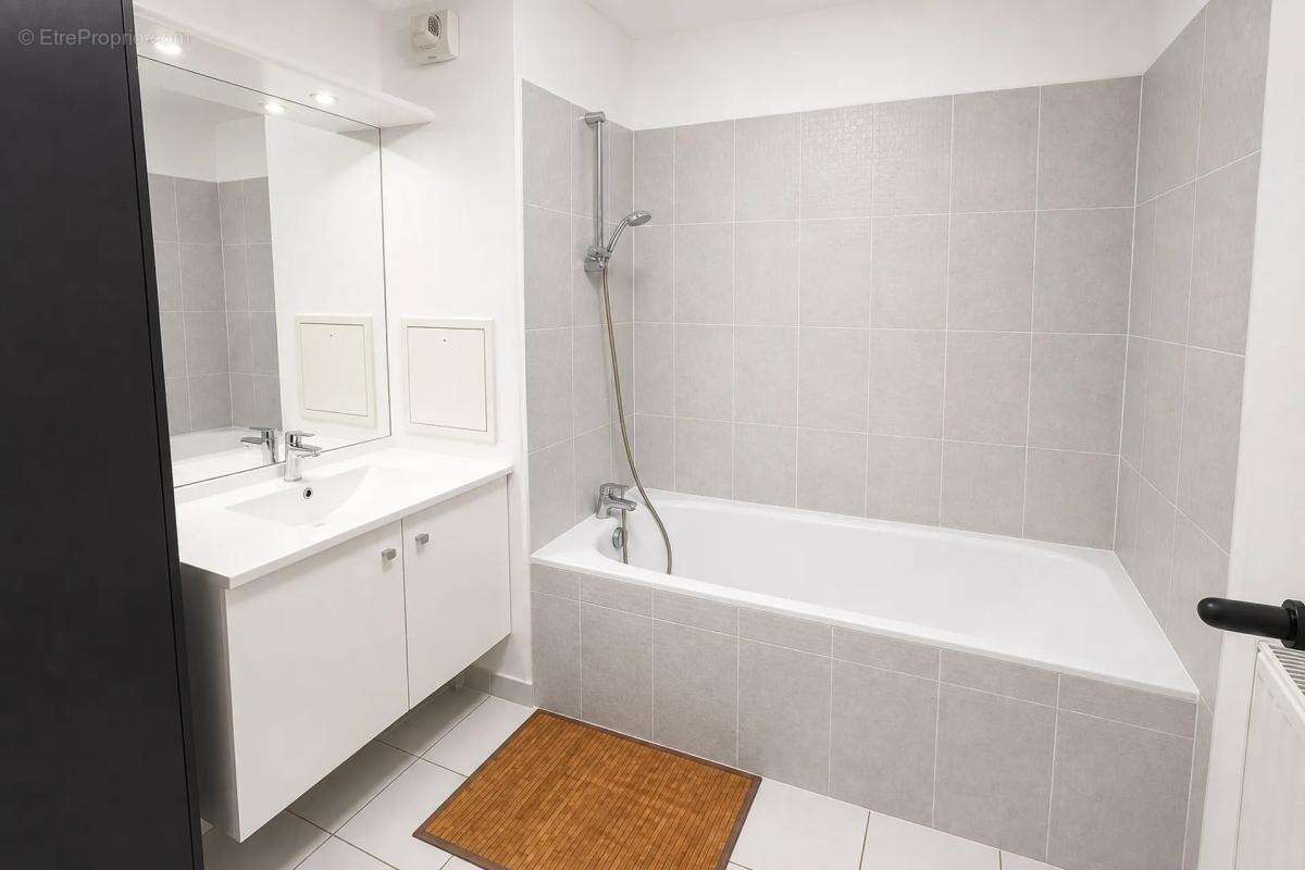 Appartement à SAINT-DENIS