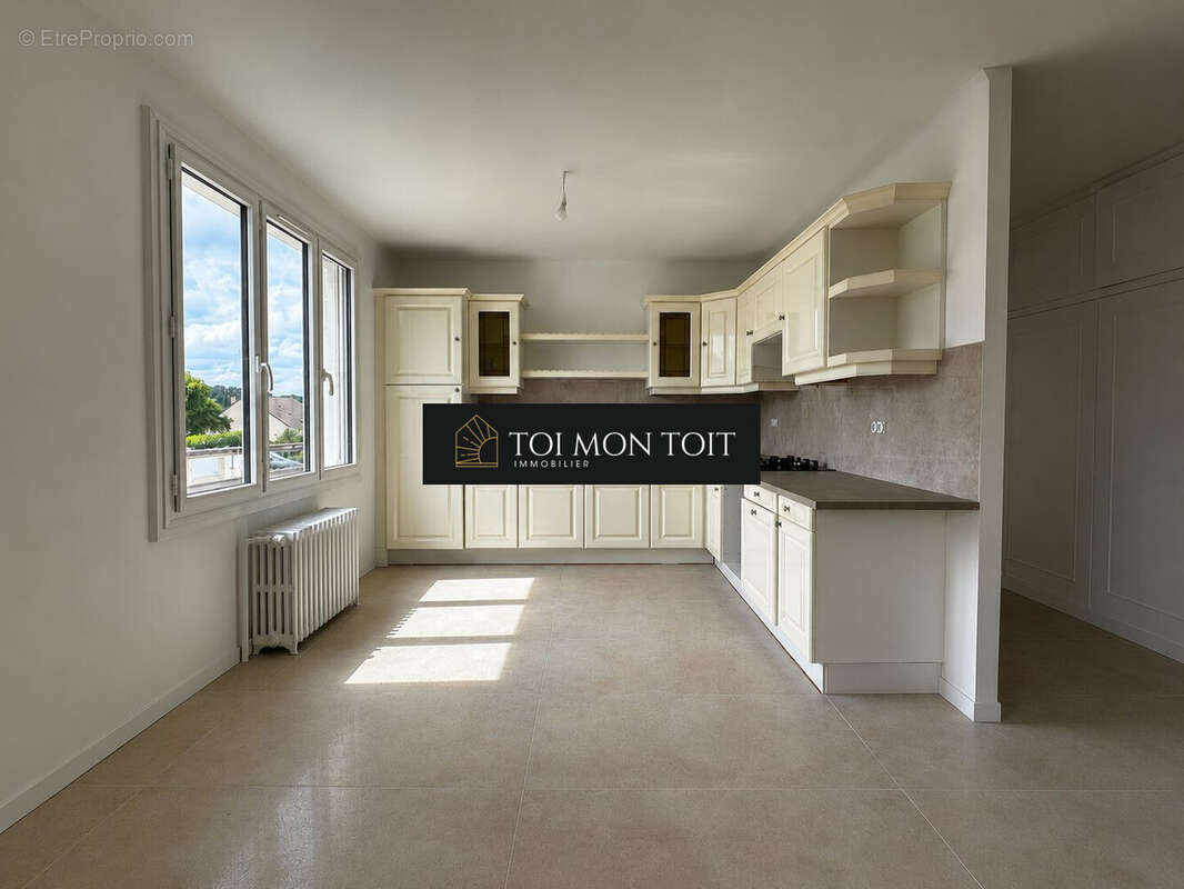 Maison 140 m² à Plailly  - photo 4