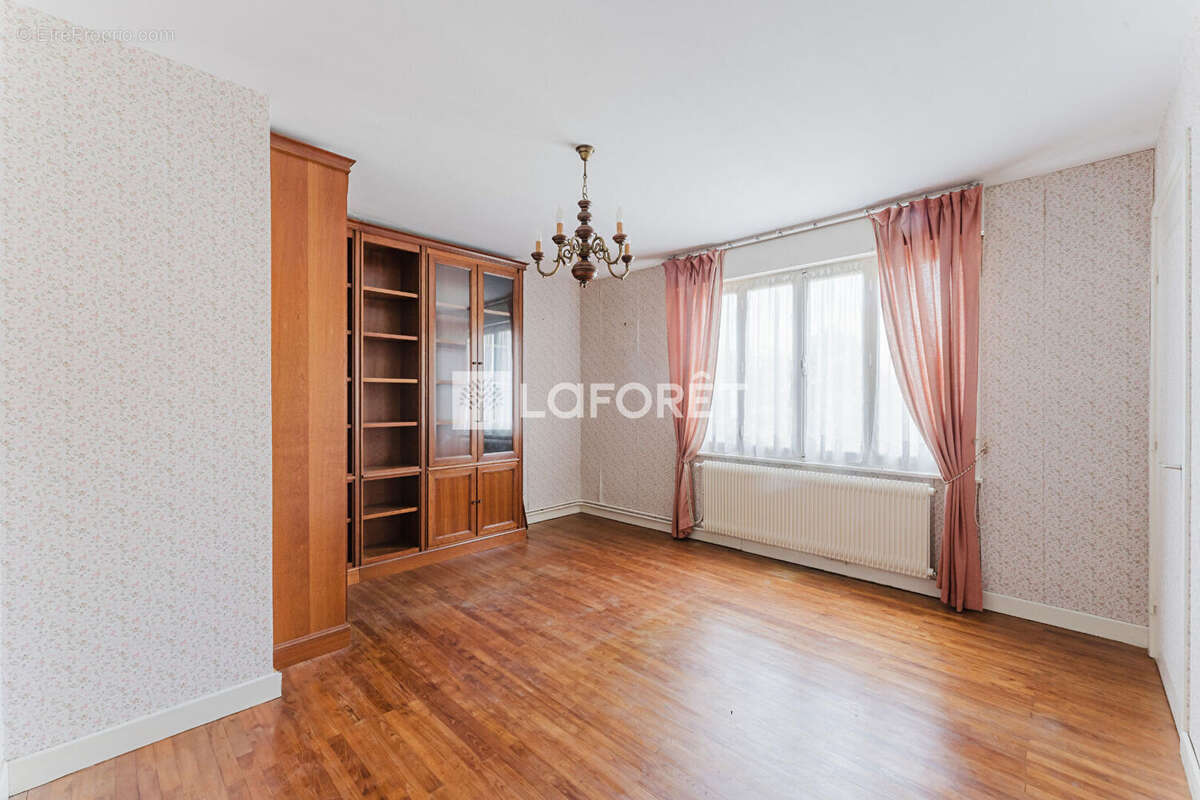 Maison à ROOST-WARENDIN