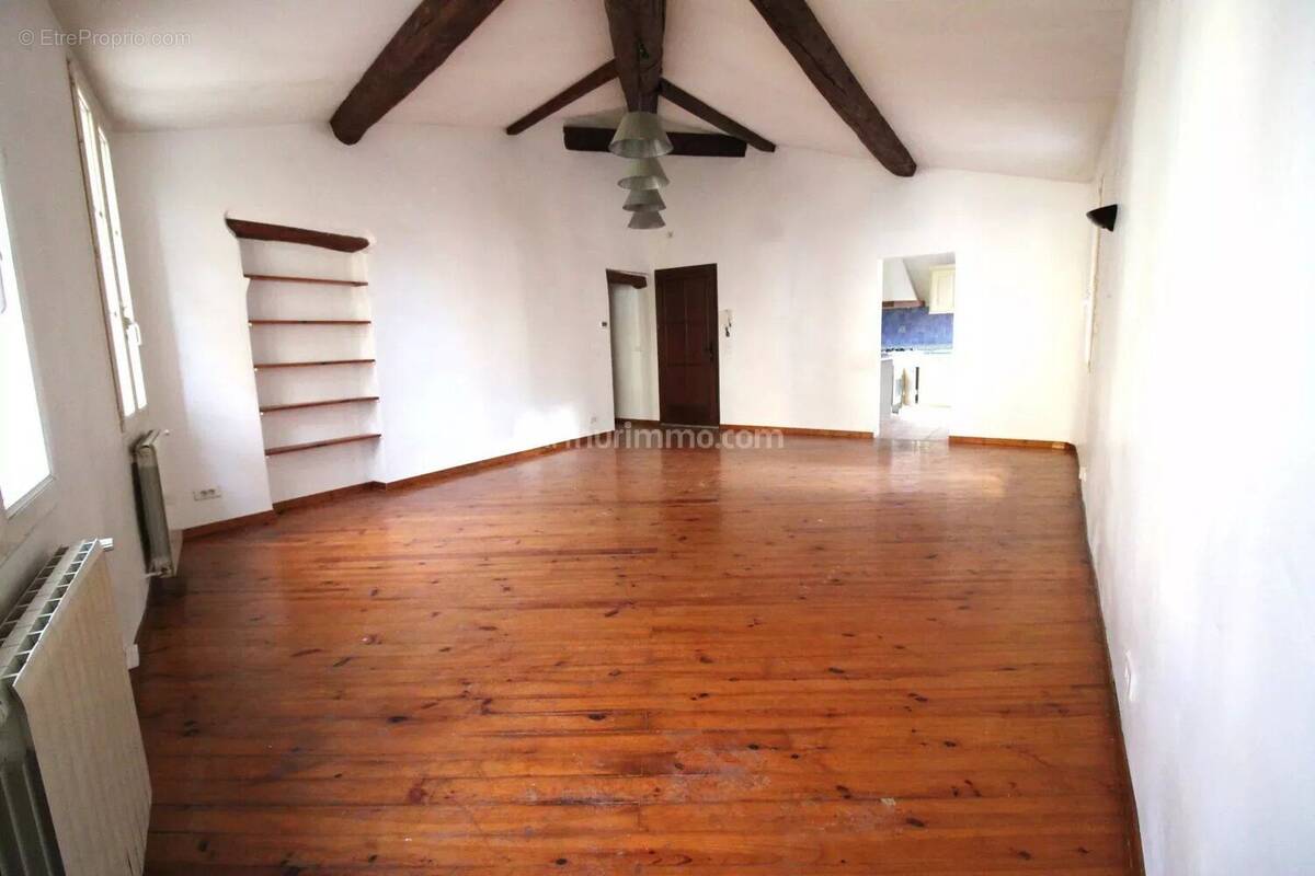 Appartement à AUBAGNE