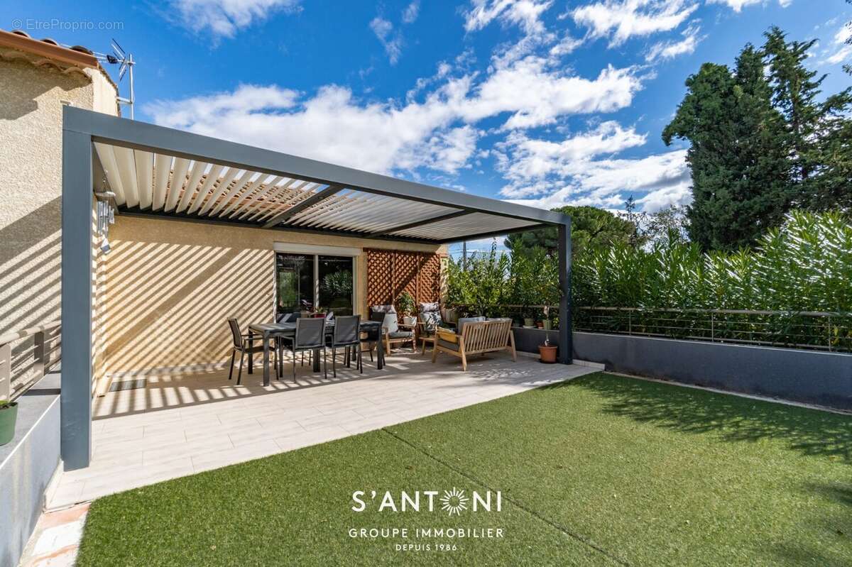 Maison à SAINT-THIBERY