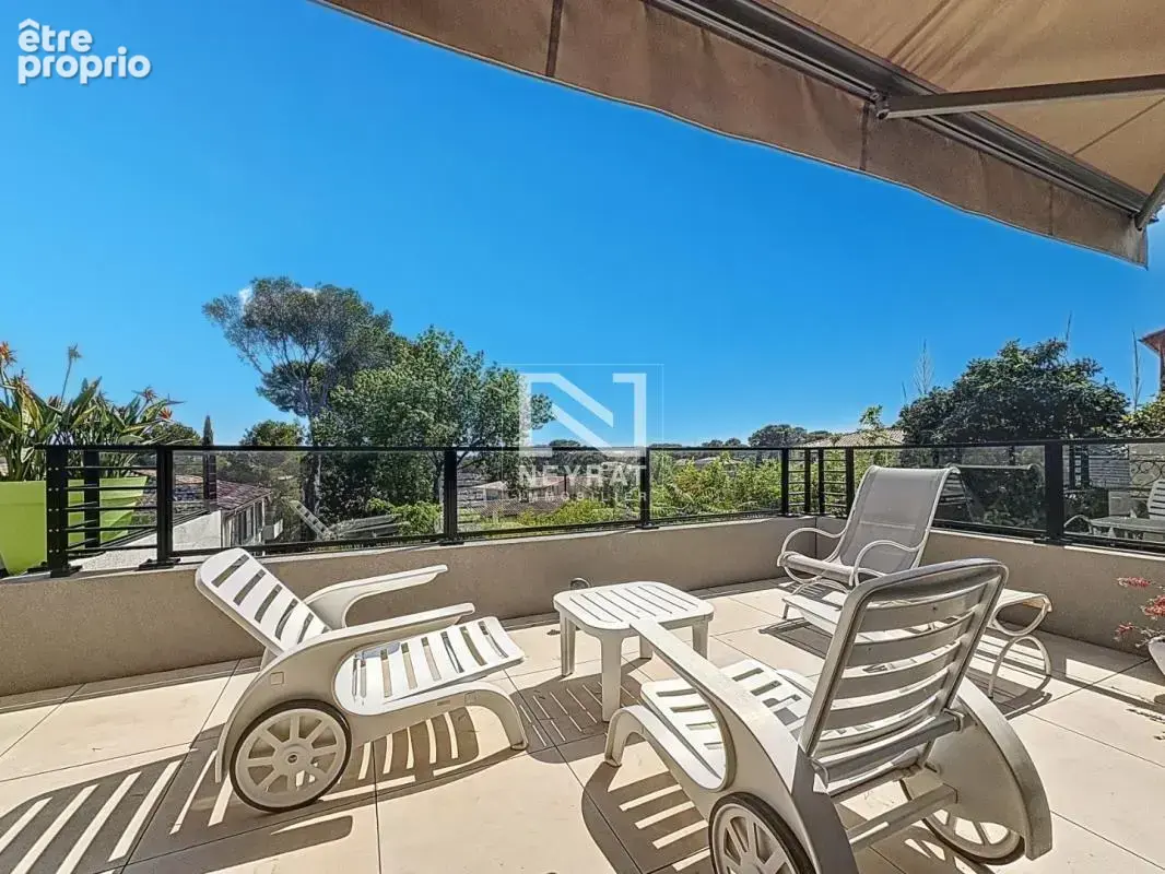 Saint - raphael - boulouris - dernier etage - photo 3