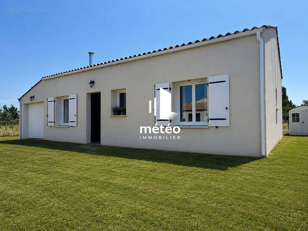Maison à ANGLES