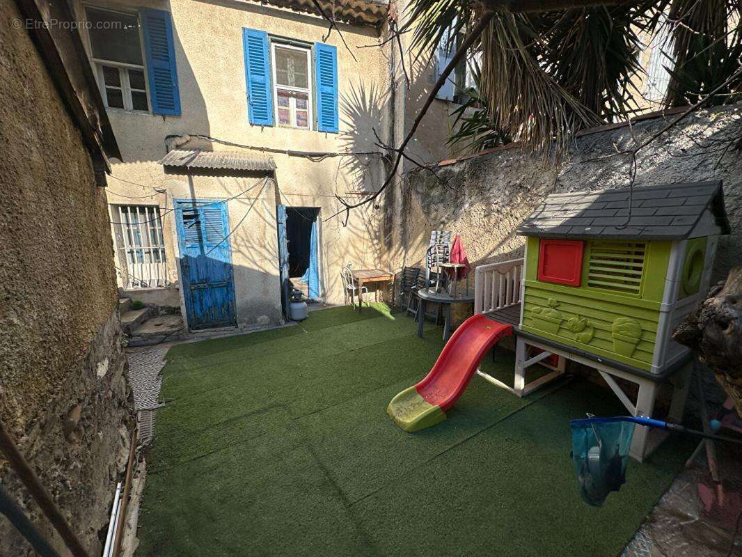 Appartement à MARSEILLE-13E
