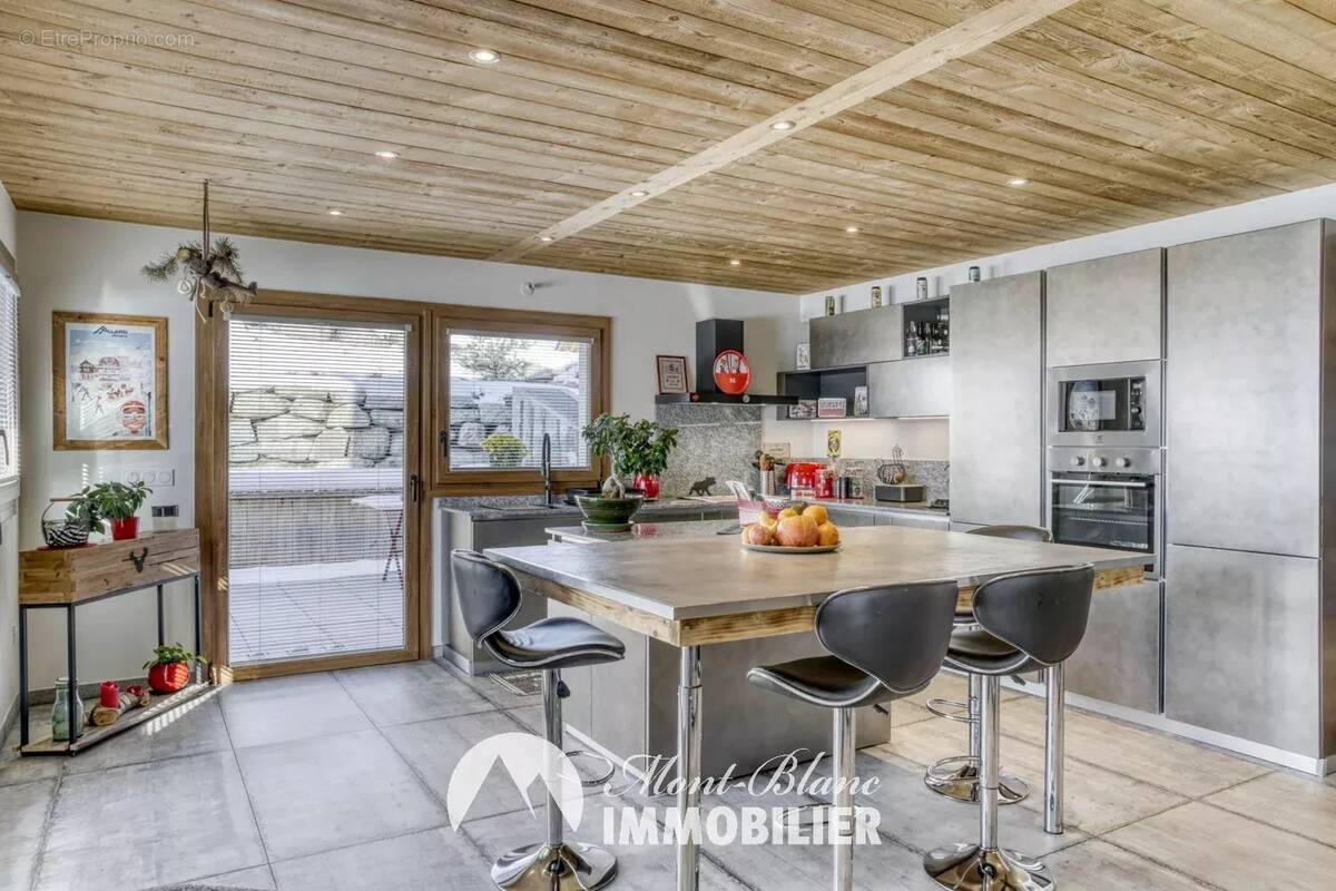 Appartement à COMBLOUX