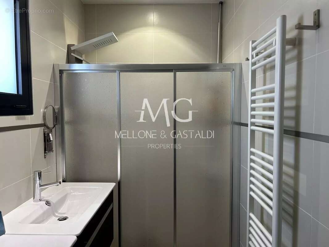 Maison à MONTAUROUX