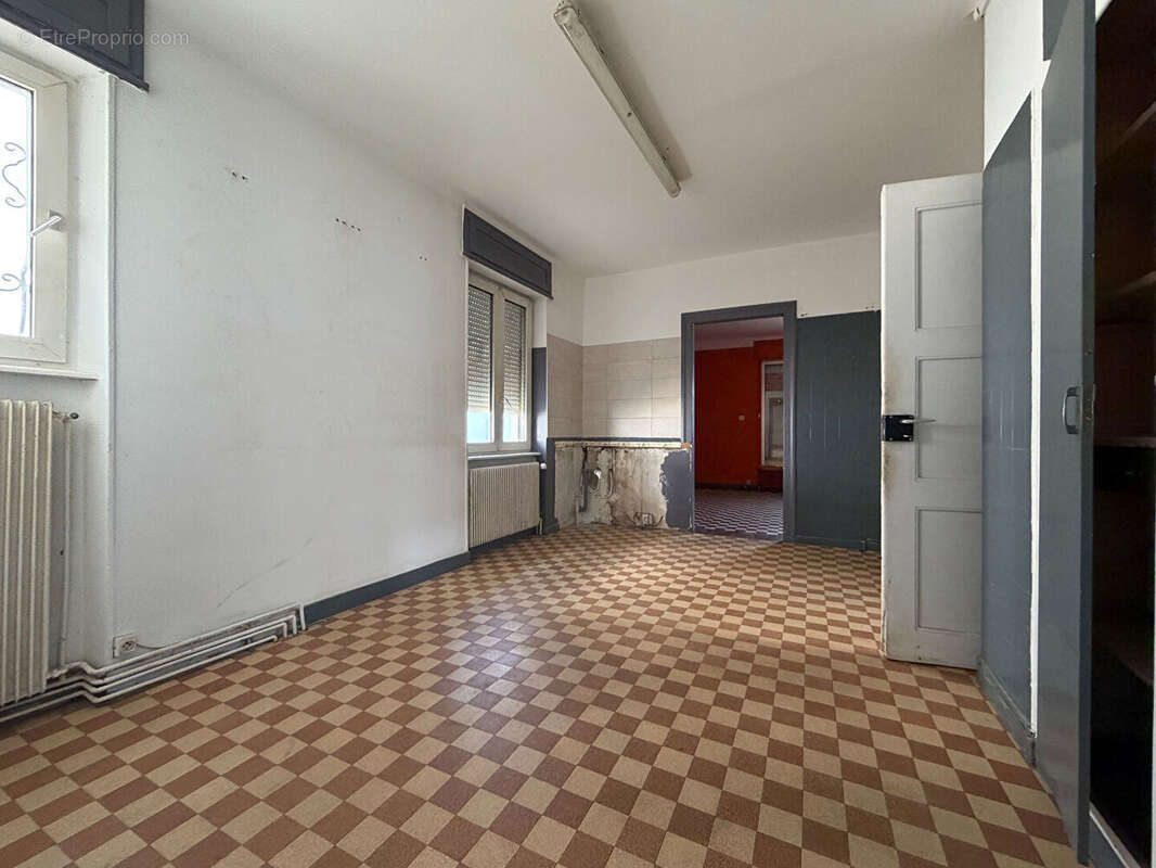 Maison Munchhouse 8 pièce(s) 156 m2 - photo 8