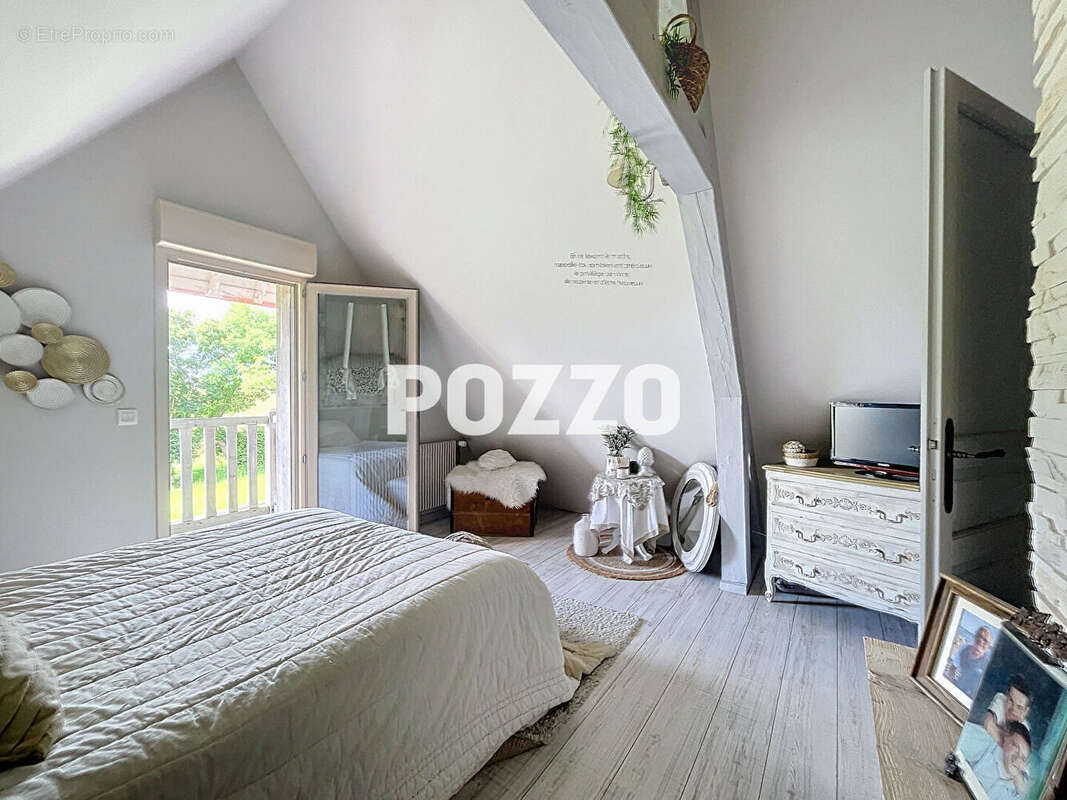 Propriété Normande au coeur du Pays d'Auge - 10 pièces (250 m2) - photo 16