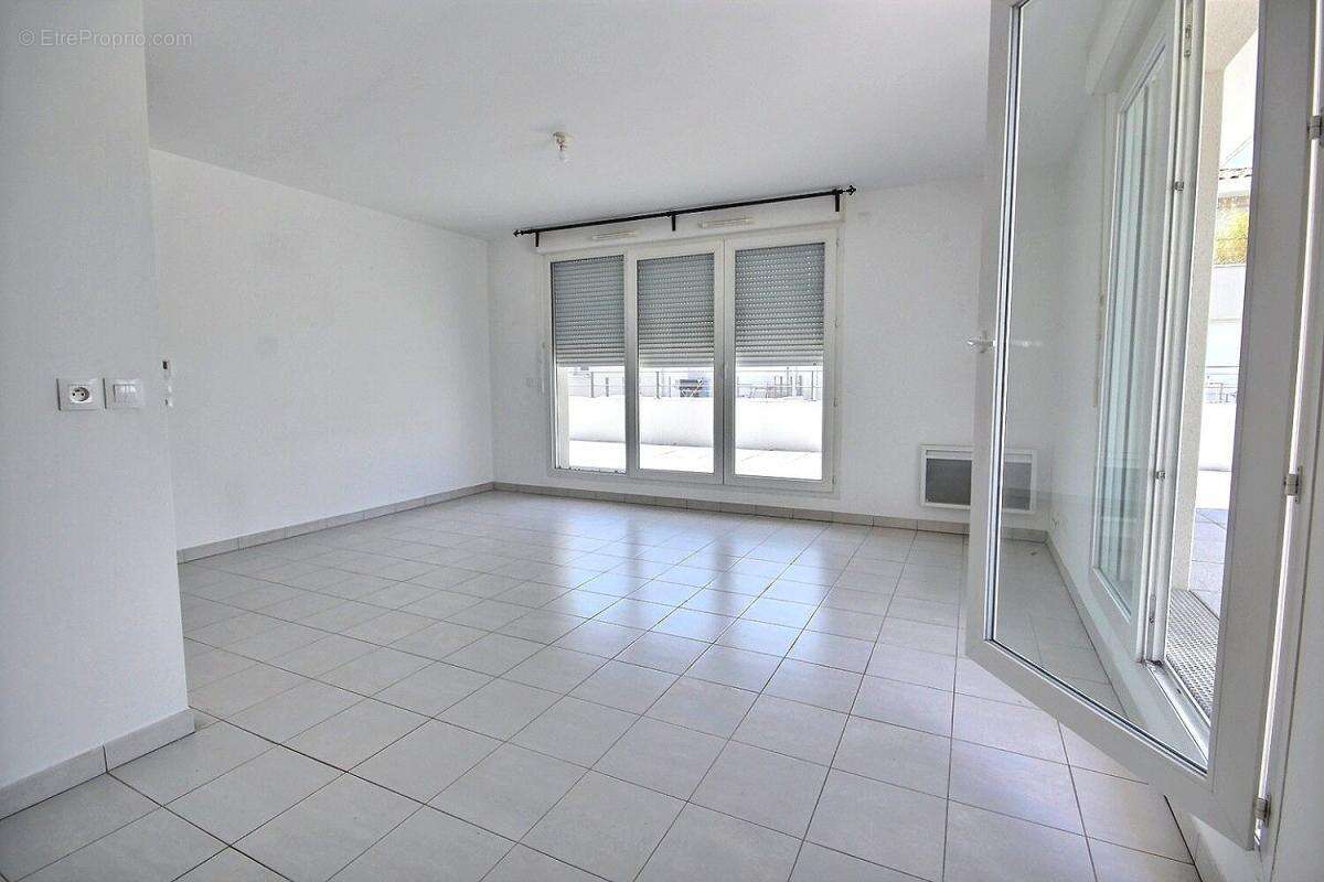 Appartement à MARSEILLE-12E