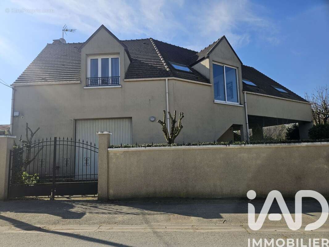 Photo 2 - Maison à NANTEUIL-LES-MEAUX