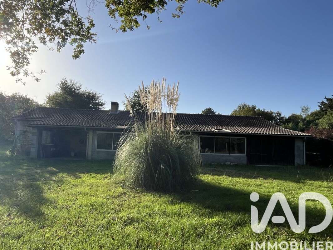 Photo 1 - Maison à SAINT-VIVIEN-DE-MEDOC