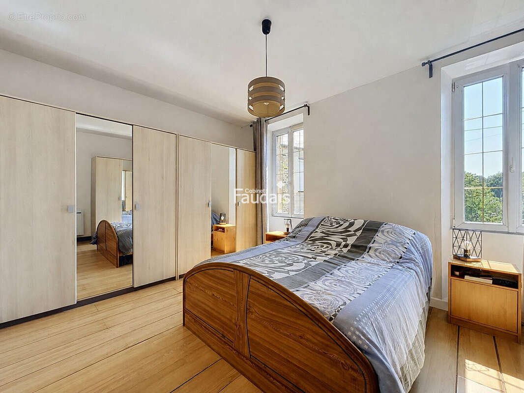 Maison 80 m² à Sainte-Honorine-Du-Fay  - photo 6